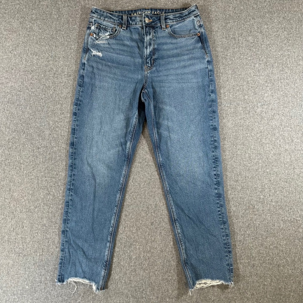 American Eagle Jeans Womens 8 Strigid Mom Blue Distressed Frayed Hem Good